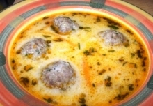 Ciorba de perisoare ardeleneasca