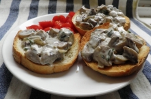 Ciuperci cu maioneza si usturoi