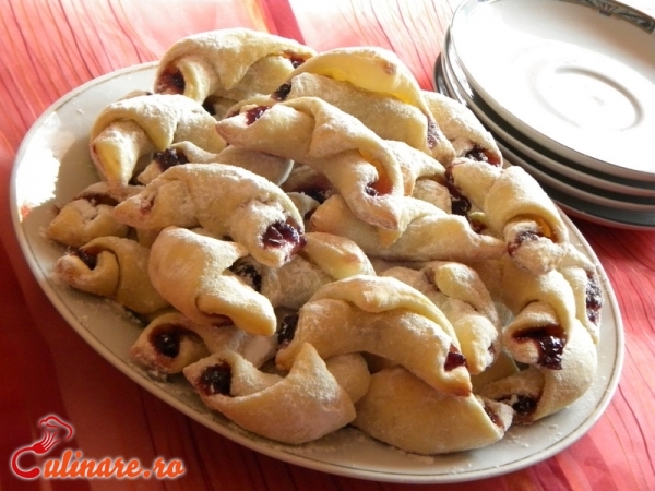 Foto - Cornulete cu gem