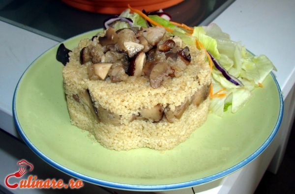 Foto - Cuscus cu ciuperci