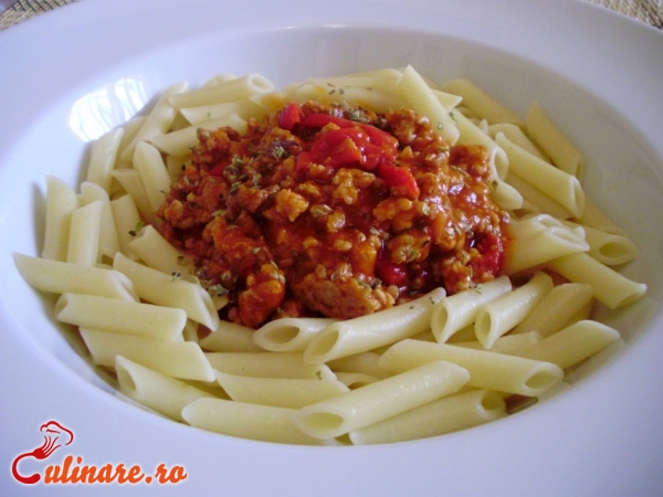 Foto - Macaroane cu carne