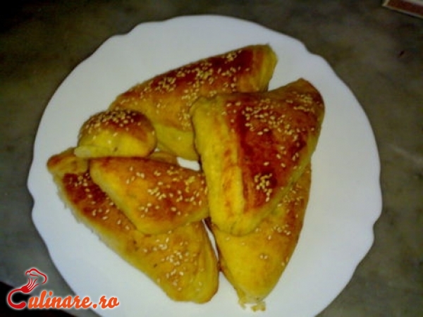 Foto - Pateuri cu branza