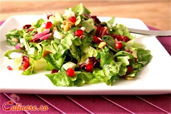 Foto - Salata cu samburi de rodie