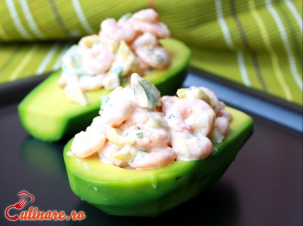 Foto - Salata de creveti cu avocado
