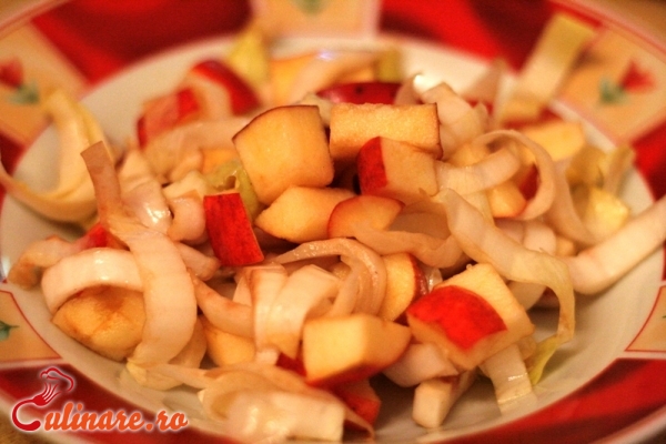 Foto - Salata de mere