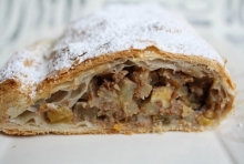 Strudel cu mere