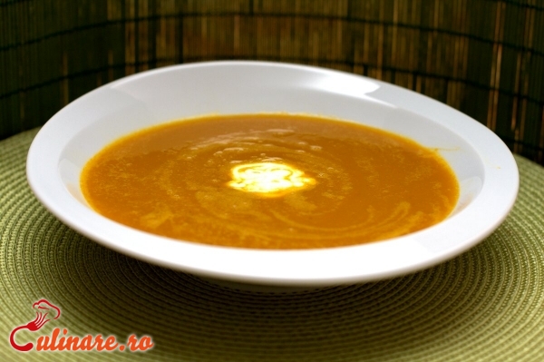 Foto - Supa crema de legume