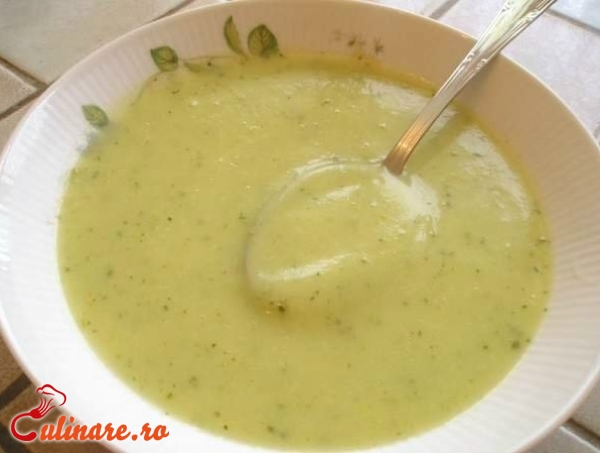 Foto - Supa crema de zucchini