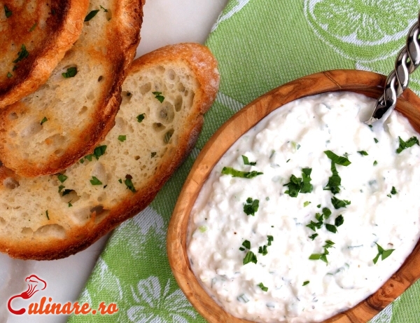 Foto - Tartine cu branza