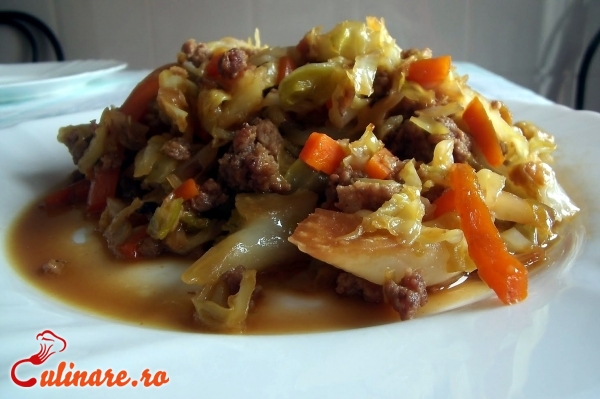 Foto - Varza cu carne