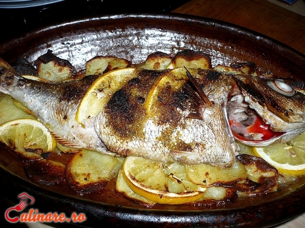Foto - Dorada la cuptor