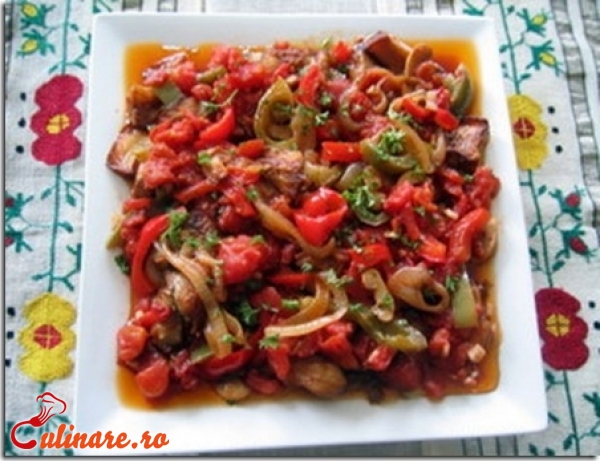 Foto - Legume la tigaie