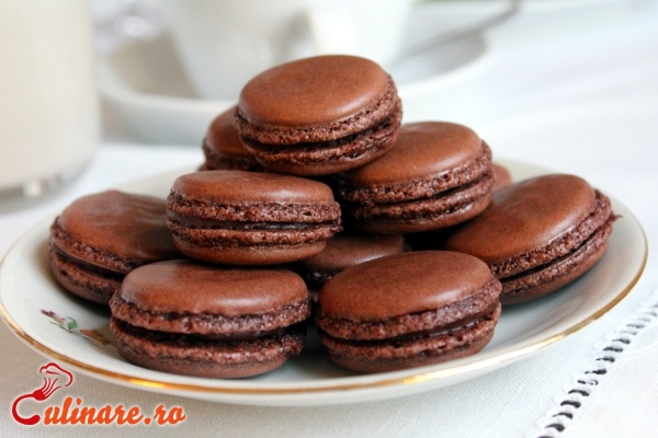 Foto - Macarons cu ciocolata