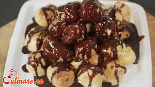 Foto - Profiterol